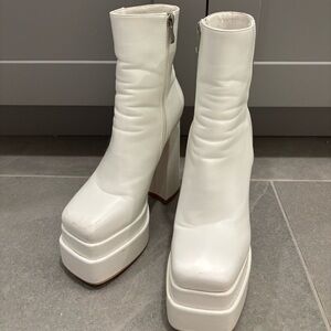 WetKiss White Platform Heeled Boots
